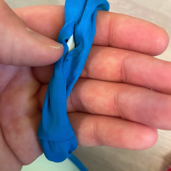 NWOT Victoria’s Secret blue hottie halter 34c - Picture 3 of 15